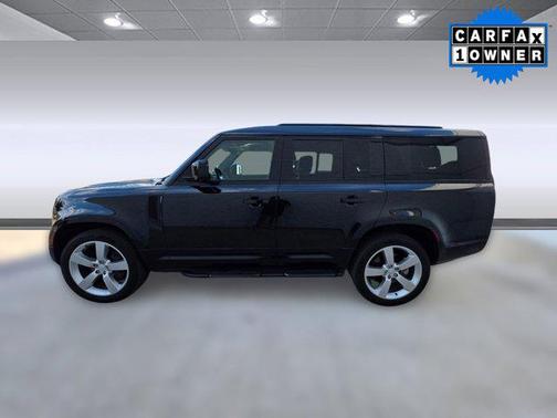 2025 Land Rover Defender 130 P400 X-Dynamic SE