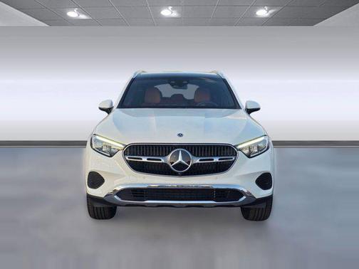 Polar White 2026 Mercedes-Benz GLC 300 4MATIC
