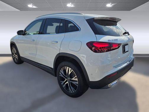 2025 Mercedes-Benz GLA 250 4MATIC