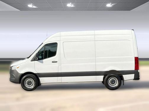Arctic White 2026 Mercedes-Benz Sprinter 2500 High Roof
