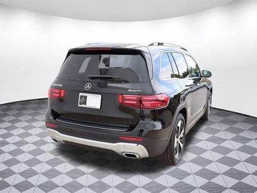 2025 Mercedes-Benz GLB 250 4MATIC