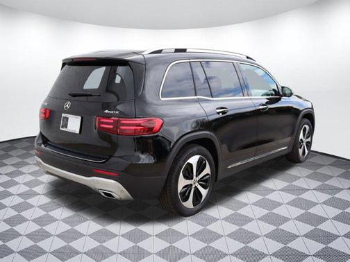 2025 Mercedes-Benz GLB 250 4MATIC