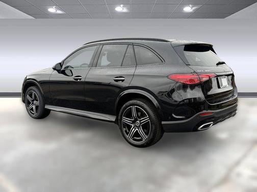 2023 Mercedes-Benz GLC 300 Base