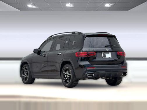Night Black 2024 Mercedes-Benz GLB 250 Base