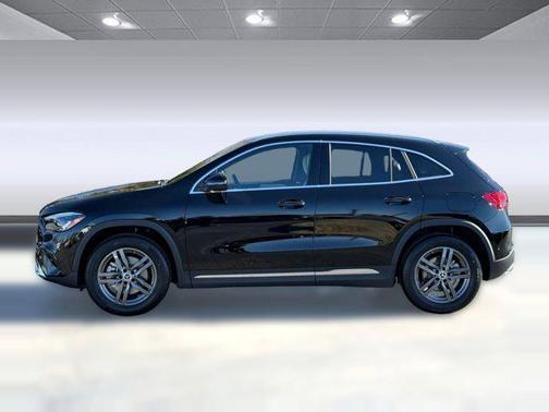 Night Black 2026 Mercedes-Benz GLA 250 4MATIC