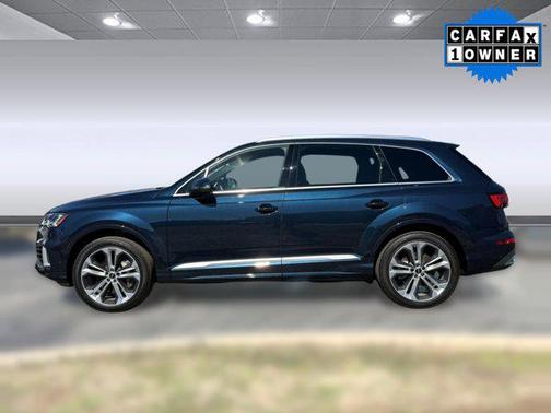 2024 Audi Q7 55 Premium Plus