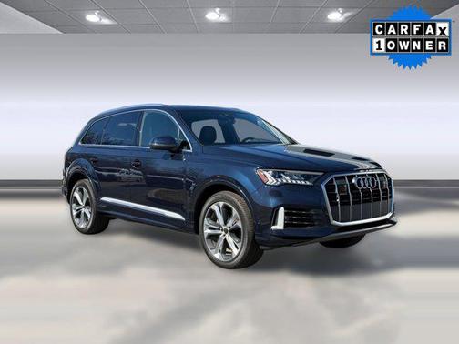 2024 Audi Q7 55 Premium Plus