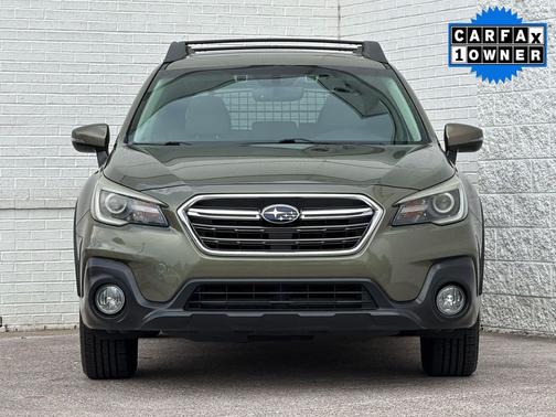 Wilderness Green Metallic 2018 Subaru Outback 3.6R Limited