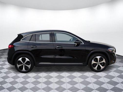 2025 Mercedes-Benz GLA 250 Base