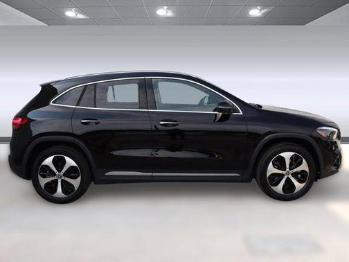 2025 Mercedes-Benz GLA 250 Base