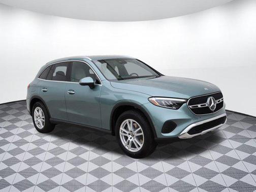 2025 Mercedes-Benz GLC 300 4MATIC