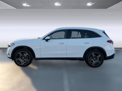 2026 Mercedes-Benz GLC 300 4MATIC