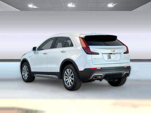 Crystal White Tricoat 2020 Cadillac XT4 Premium Luxury