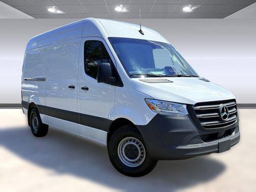 2025 Mercedes-Benz Sprinter 2500 High Roof