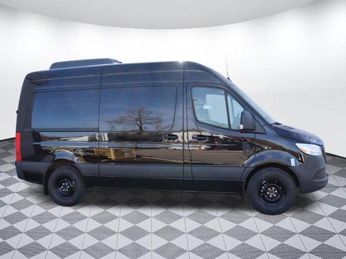 2025 Mercedes-Benz Sprinter 2500 High Roof