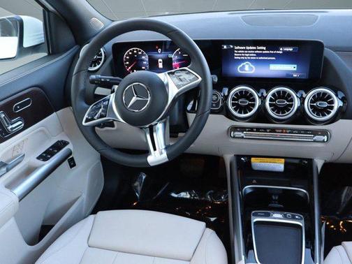 2025 Mercedes-Benz GLA 250 Base