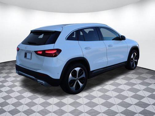 2025 Mercedes-Benz GLA 250 Base