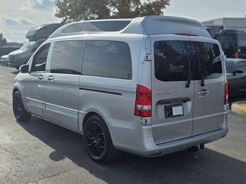 2018 Mercedes-Benz Metris Base