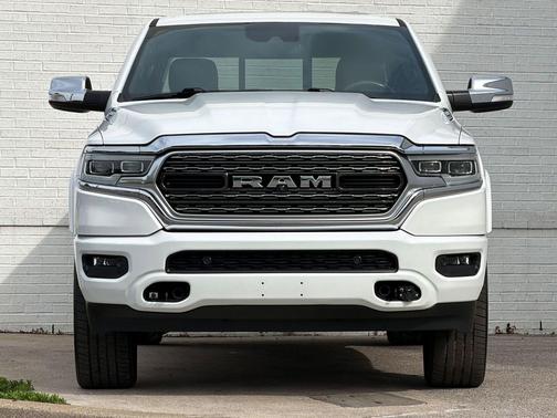 Bright White Clearcoat 2020 RAM 1500 Limited