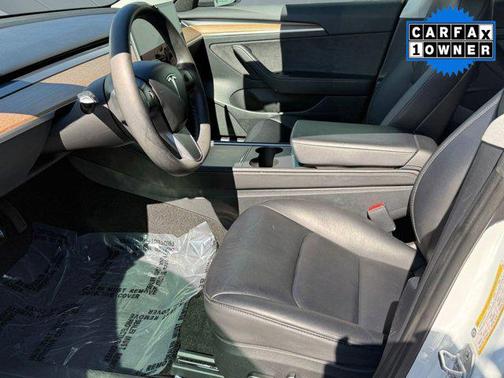 2022 Tesla Model 3 Standard Range