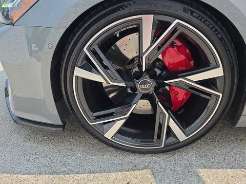 2022 Audi RS 6 Avant 4.0T