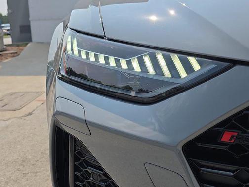 2022 Audi RS 6 Avant 4.0T