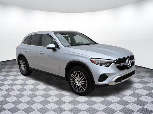2025 Mercedes-Benz GLC 300 4MATIC