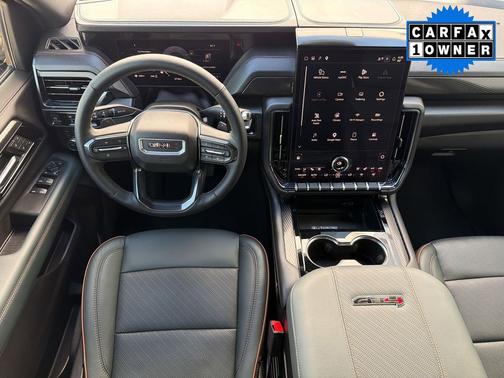 Onyx Black 2026 GMC Yukon 4WD AT4