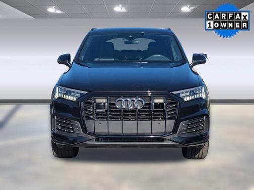 2024 Audi Q7 45 Premium Plus