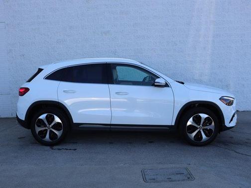 2025 Mercedes-Benz GLA 250 Base