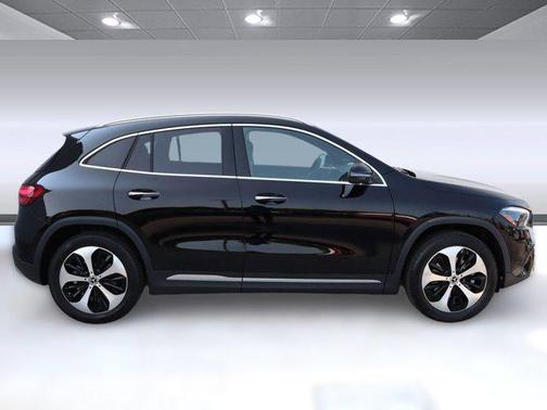 2025 Mercedes-Benz GLA 250 Base