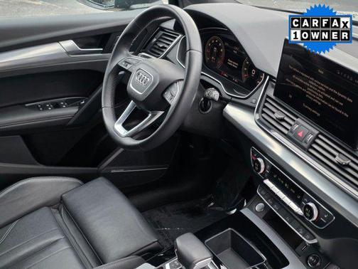 2023 Audi Q5 45 S line Premium Plus