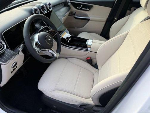 2026 Mercedes-Benz GLC 300 4MATIC