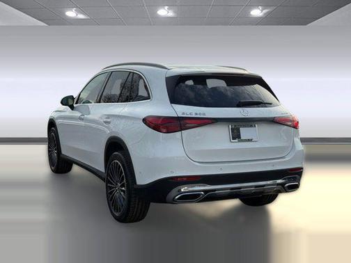 2026 Mercedes-Benz GLC 300 4MATIC