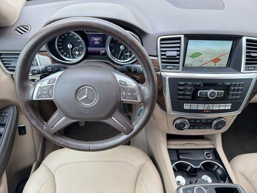 Maroon 2015 Mercedes-Benz M-Class 4MATIC