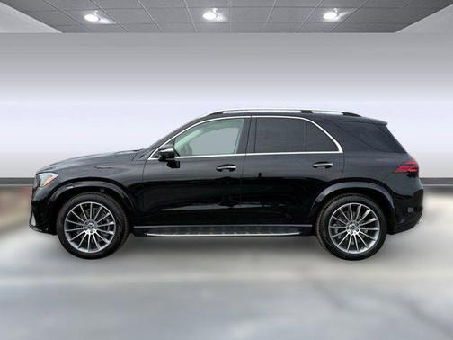 Obsidian Black Metallic 2026 Mercedes-Benz GLE 450 4MATIC