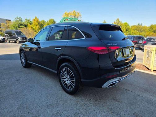 2024 Mercedes-Benz GLC 300 4MATIC