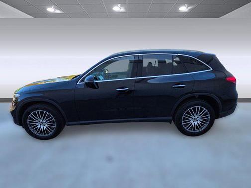 2024 Mercedes-Benz GLC 300 4MATIC