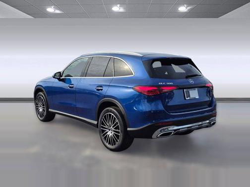 2026 Mercedes-Benz GLC 300 4MATIC