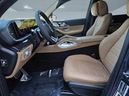 2026 Mercedes-Benz GLS 450 4MATIC