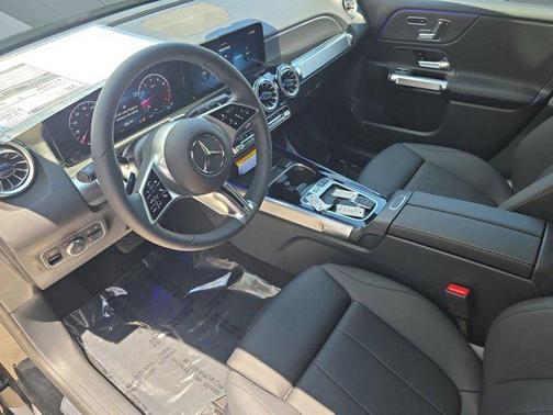 2025 Mercedes-Benz GLB 250 Base