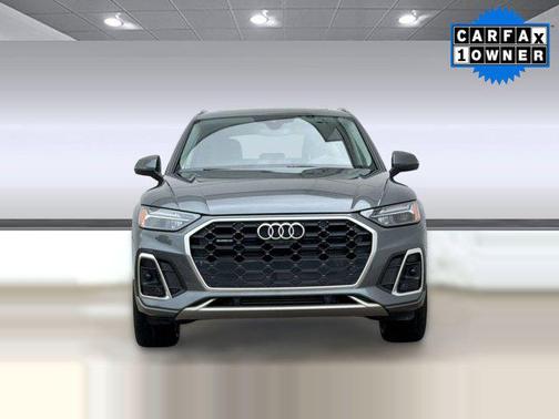 Daytona Gray Pearl Effect 2023 Audi Q5 45 S line Premium Plus