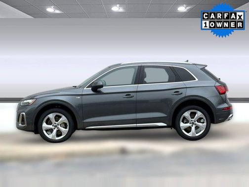 Daytona Gray Pearl Effect 2023 Audi Q5 45 S line Premium Plus