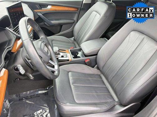 Daytona Gray Pearl Effect 2023 Audi Q5 45 S line Premium Plus