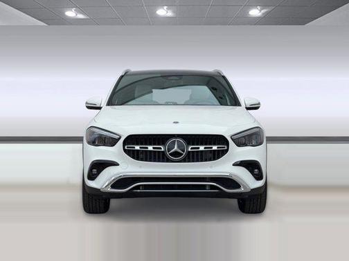 Polar White 2026 Mercedes-Benz GLA 250 4MATIC
