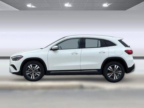 Polar White 2026 Mercedes-Benz GLA 250 4MATIC
