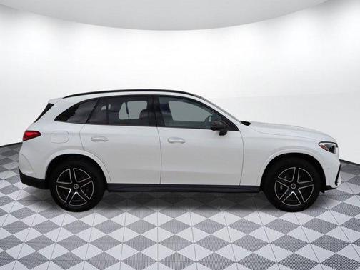 2025 Mercedes-Benz GLC 300 4MATIC
