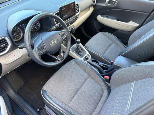 Denim w/White Roof 2022 Hyundai VENUE Limited