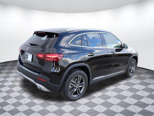 2025 Mercedes-Benz GLA 250 Base