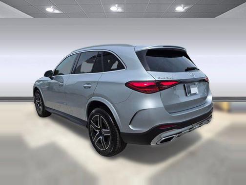 2026 Mercedes-Benz GLC 300 4MATIC
